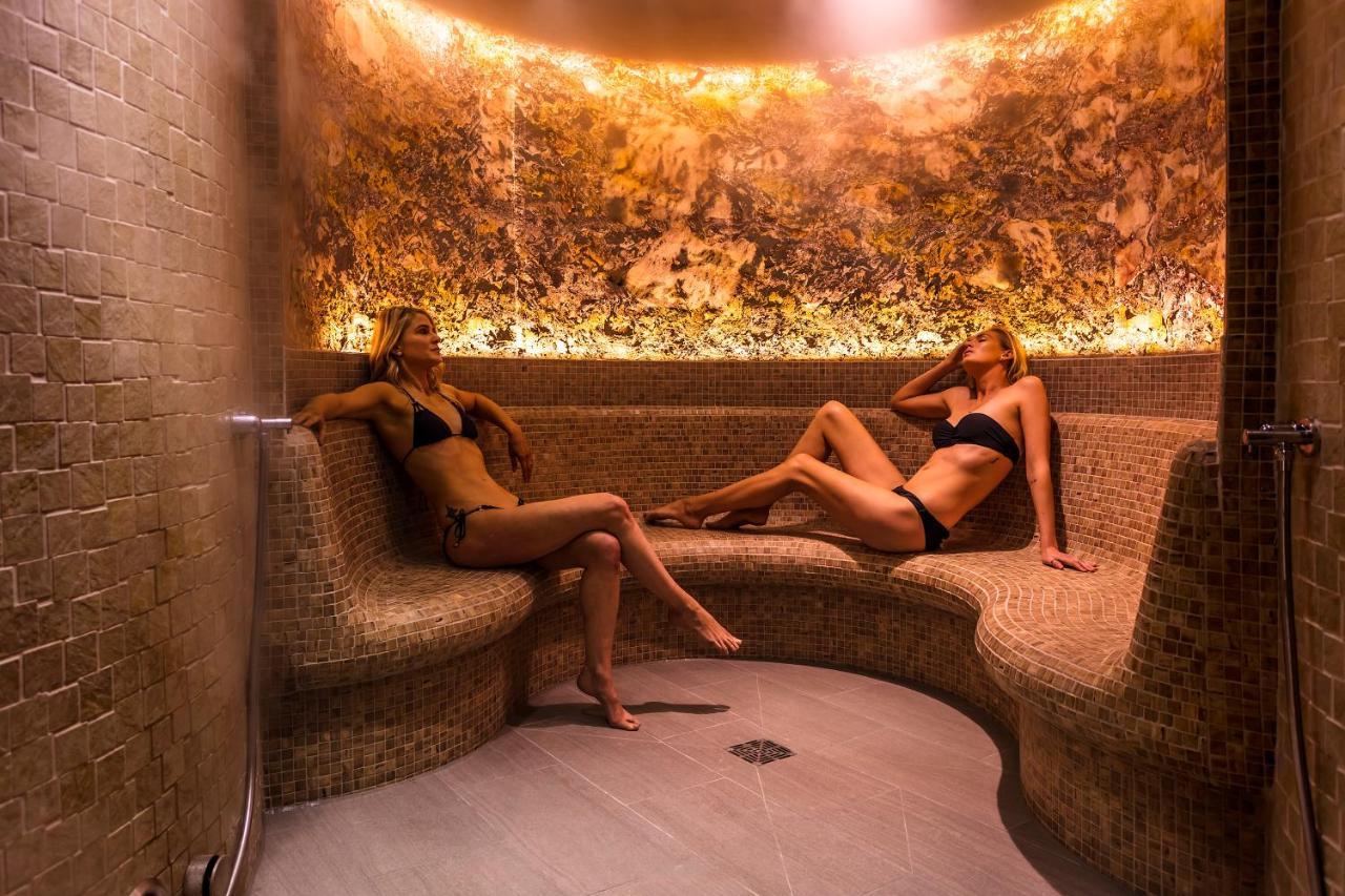 Lodore Falls Hotel & Spa ボローデール渓谷 エクステリア 写真